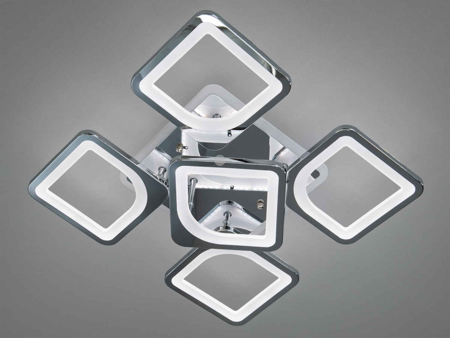 Квадратна LED люстра в спальню з LED підсвічуванням, з пультом, з димером з вишуканим геометричним дизайном – це втілення елегантності та сучасних технологій. Її унікальна форма, заснована на поєднанні квадратів, що плавно переплітаються, створює візуальний акцент.