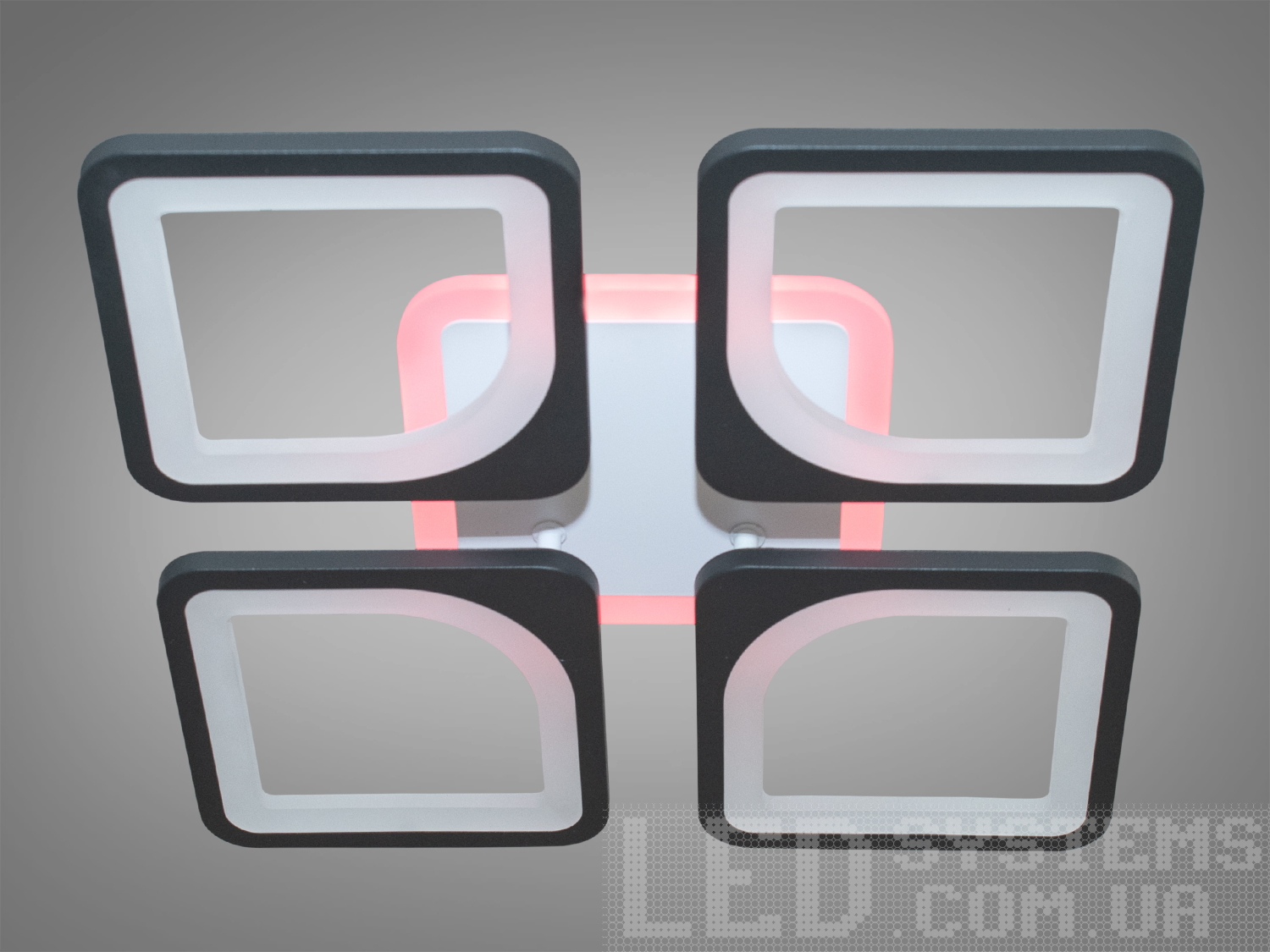 Стельова LED-люстра з диммером і кольоровою підсвіткою на 75W для невисоких стель для кухні, спальні, дитячої, так як відсутні скляні елементи. У комплект входить пульт дистанційного керування.&nbsp;
Режими перемикання: теплий, нейтрольній, холодний, підсвічування, а також регуліруестя яскравість з пульта від 5-100%.&nbsp;
Підходить на площу приміщення приблизно 10 м2. Кріпиться до гіпсокартонних, натяжних, звичайним стелях.