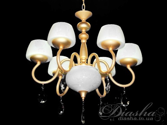 Пишність цієї люстри можна підкреслити відомою фразою: &laquo;класика завжди в моді&raquo;. І дійсно, витончені форми тут гармонійно поєднуються з унікальним перламутровим напиленням металевої конструкції і сяючою ніжністю, прозорістю і блиском кришталю. Така чудова люстра може не тільки прикрасити, але й надати благородний і багатий вигляд в будь-який інтер'єр. Це може бути розкішна спальня або вітальня, фешенебельний готель або елітний ресторан.
Неповторні люстри даної моделі з перламутровими чашами-плафонами і звичайними лампами розжарювання, &laquo;економками&raquo; або сучасними понадекономними світлодіодними лампами на патрон Е14 внесуть класичні нотки в кожен інтер'єр. А такий вигідний нюанс, як регулювання висоти підвісного ланцюга надає унікальний шанс розміщувати цю люстру в приміщеннях будь-якої висоти.&nbsp;І, до речі, подібні люстри можуть ідеально підходити не тільки до класичних, а й до сучасних інтер'єрів.